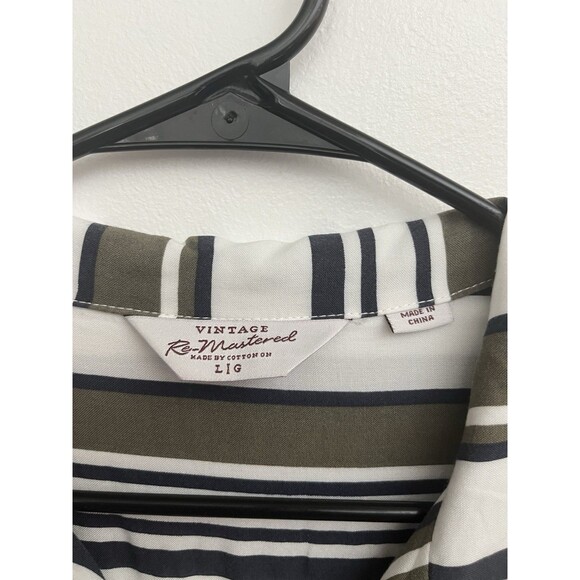 Vintage Re-mastered Men’s Shirt Size L Button Down Short Sleeve Collared - Picture 3 of 8